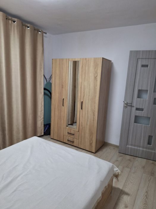 Inchiriez 2 camere Galeriile Soveja Constanta lângă Profi