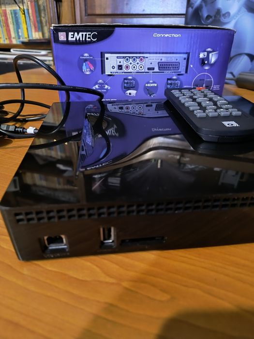 Player multimedia Movie Cube cu HDD de 1 TB sata III EMTECH K-230