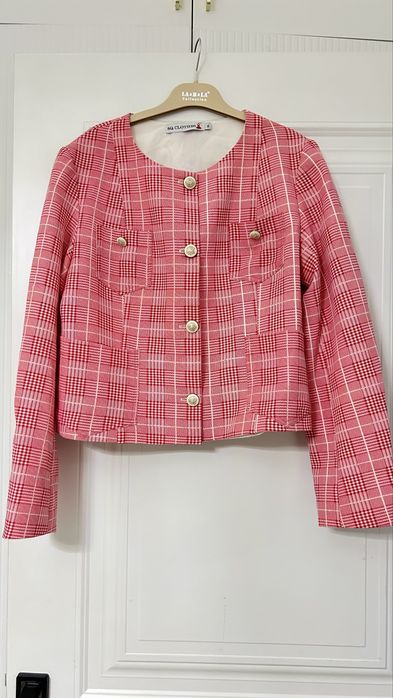 Женская одежда..