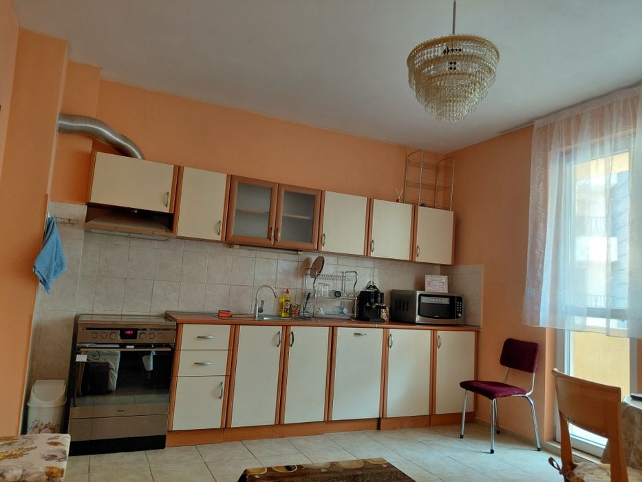 Под наем Тристаен Левски–В