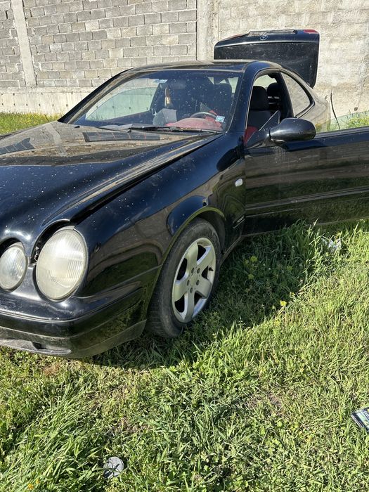 Mercedes benz clk 200