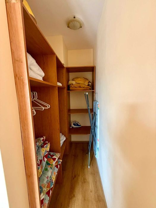 Двустаен апартамент в Обзор