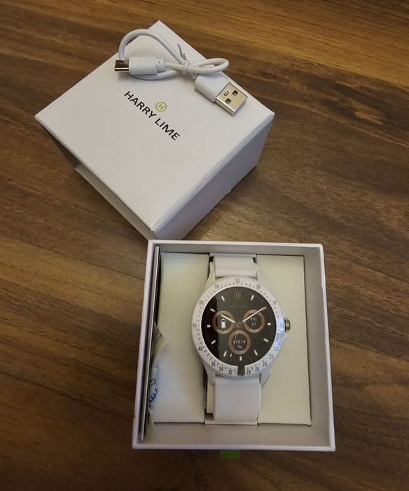 Casti+ ceas/ Produs NOU