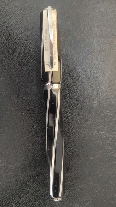 Химикалка Visconti Divina Oversize