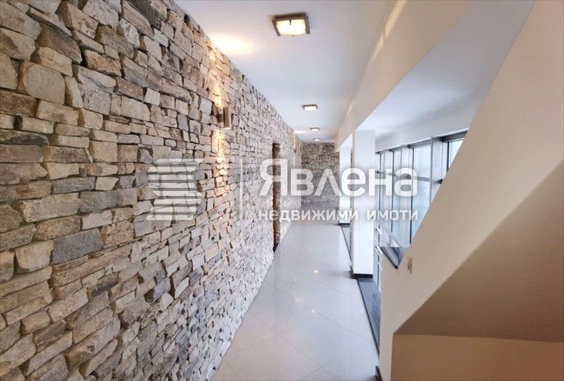 Продава се Тристаен апартамент в Банско - 137 кв.м за 796 €/кв.м - Снимка #11
