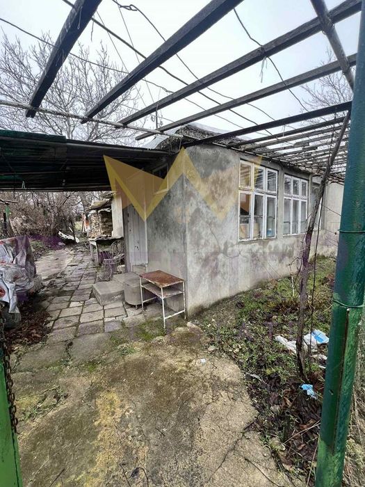 Къща в Варна, област-с.Засмяно