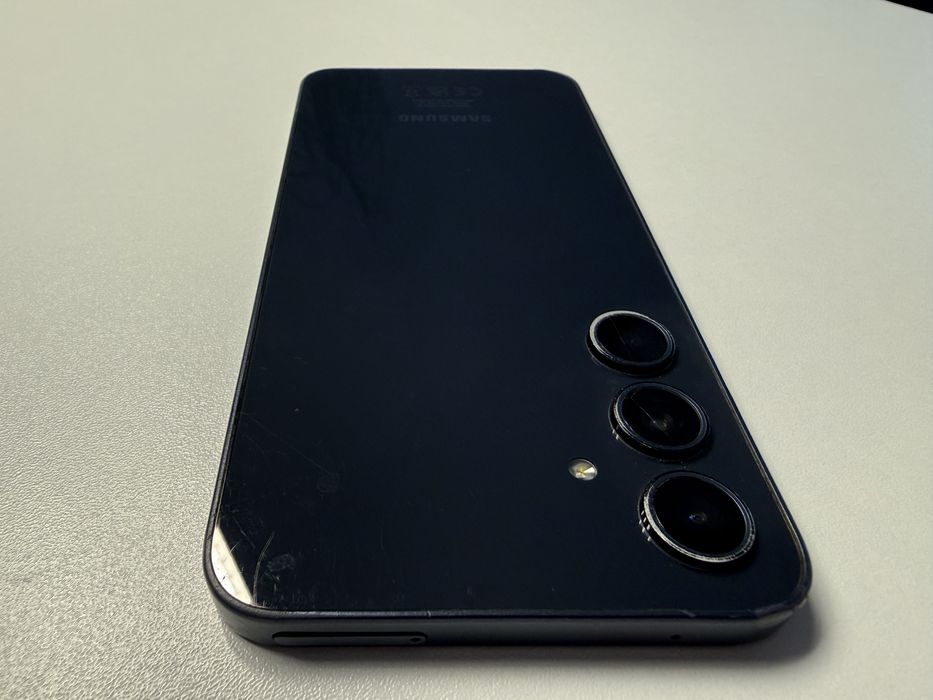 Samsung A35 128 GB 6GB RAM