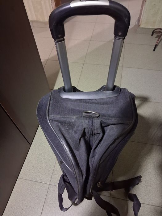 Пътна чанта с колелца
