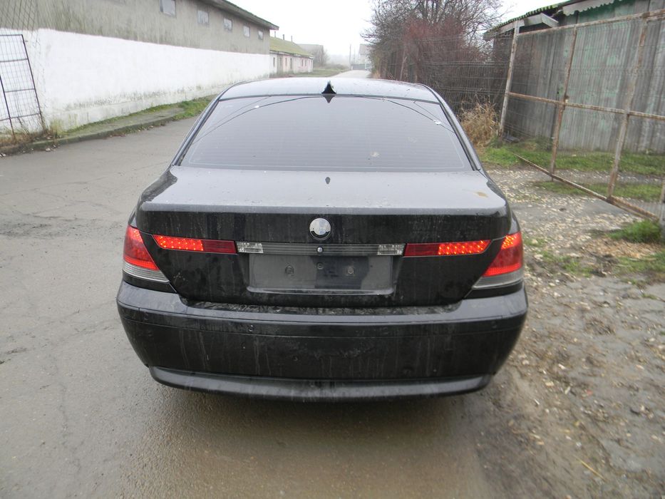 Dezmembrari BMW 7 (E65, E66, E67) (2001-2008) 730 d Motorina