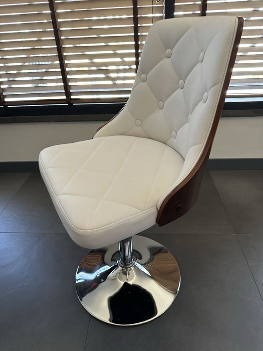 Стол с кръгла основа Boston-2г гаранция и безплатна доставка до офис