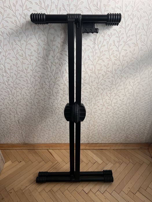КАТО НОВА! Стойка Bespeco KS-12