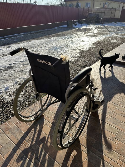 Carucior persoane cu handicap