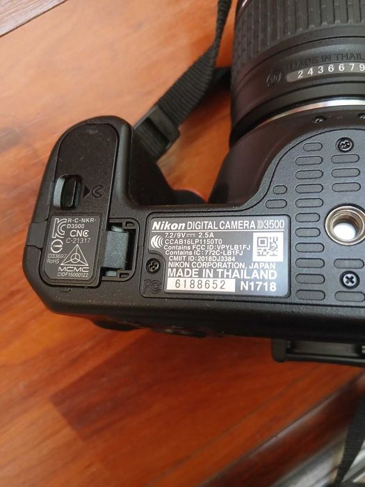 Aparat DSLR Nikon D3500, 24.2 mp, negru + Obiectiv AF-P 18-55mm VR