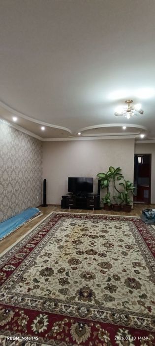 Срочно продаётся квартира в Яккасарайском р-не, 3-комнатная 72м²