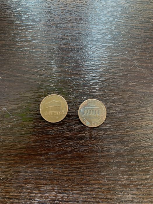 Цент монета.