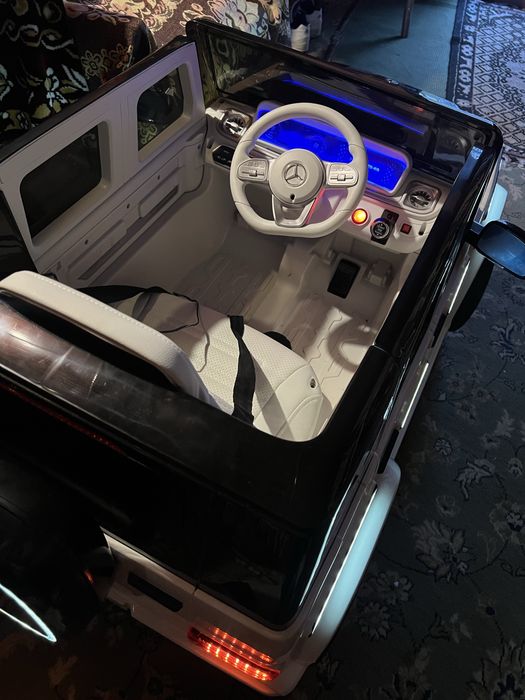 Masinuta electrica copii