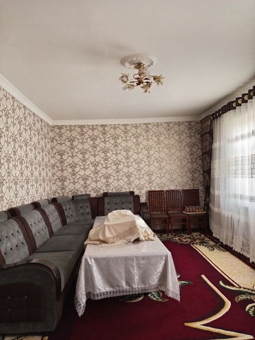 Ахилик махаласида Уй сотилади 7хонали