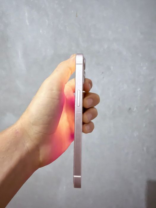 Айфон 13 сатылады