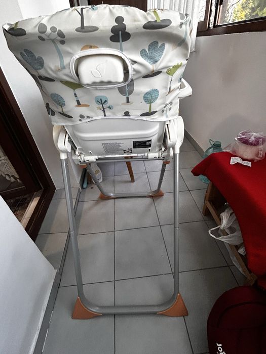 Scaun de masa Joie