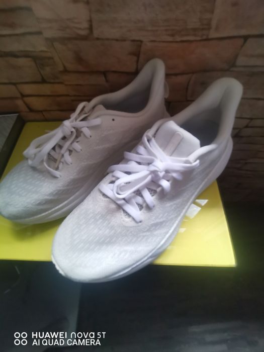 Adidasi under armour infinite pro breeze
