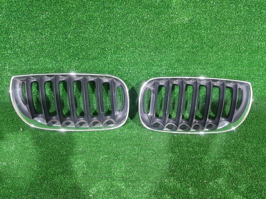 Grila radiator BMW X3 E83 an 2007-2011