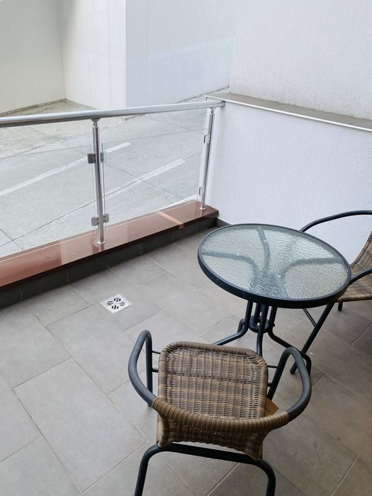PROPRIETAR  închiriez ultracentral  1 camera - constructie noua