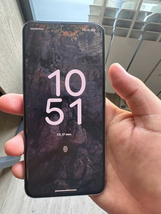 Google Pixel 8 (8/128) Hazel (Obmen)