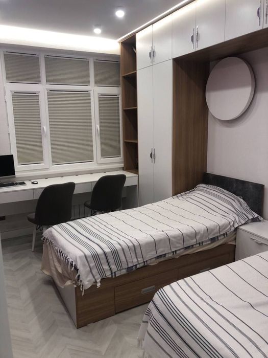 3 х комнатная махтумкули Голден хаус