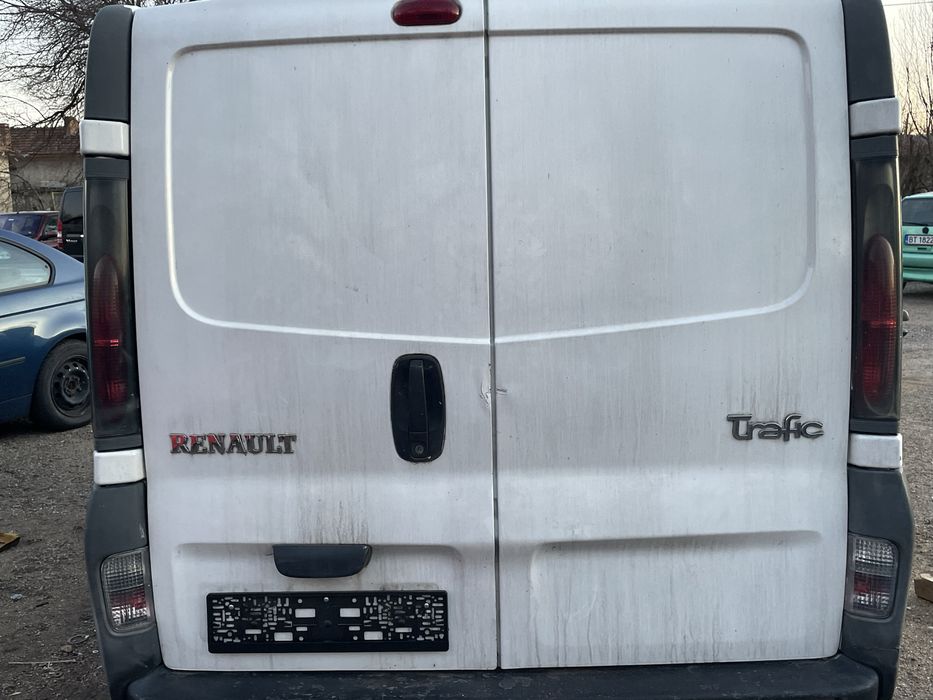 Renault trafic 1.9 dci 100 НА ЧАСТИ