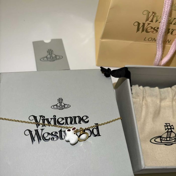 Vivienne Westwood Колие