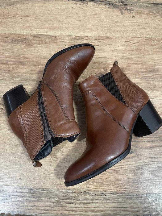 Botine dama, piele, cu toc, culoarea maro - marimea 36