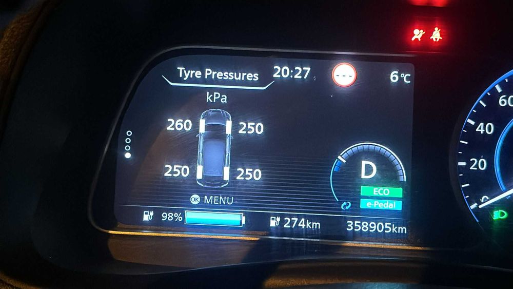 Nissan Leaf 2019, 40 kW, echipare Tekna, baterie schimbata, SOH 88%