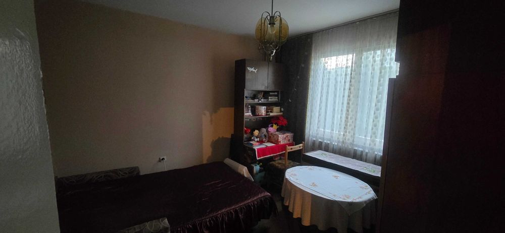 Продава се Двустаен апартамент в Шумен, 5-ти полк - 64 кв.м за 1405 €/кв.м - Снимка #2