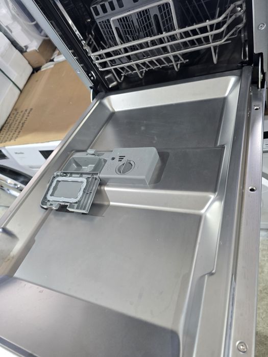 Съдомиялна за полувграждане 45 см Bomann инокс