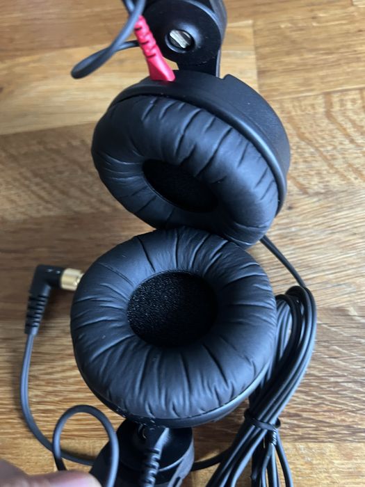 Echipament Sennheiser hd 25  noi