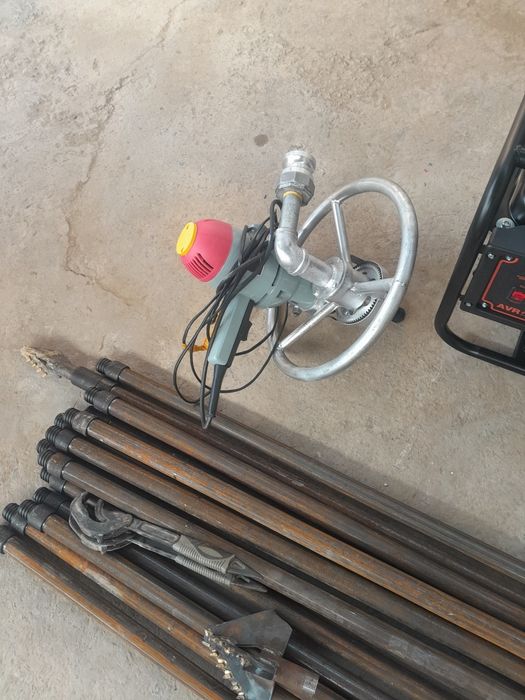 Буровой станок для мини скважин