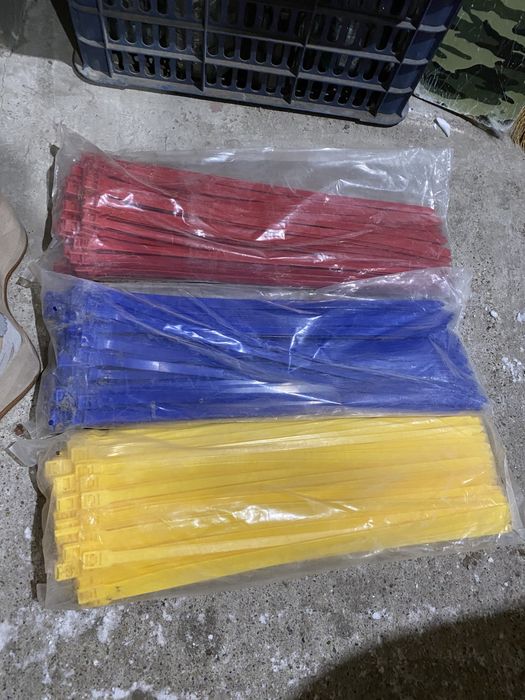 Хомуты нейлоновые