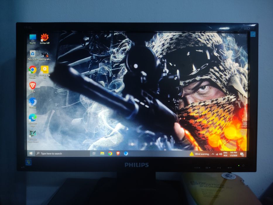 Vând PC Desktop  i3