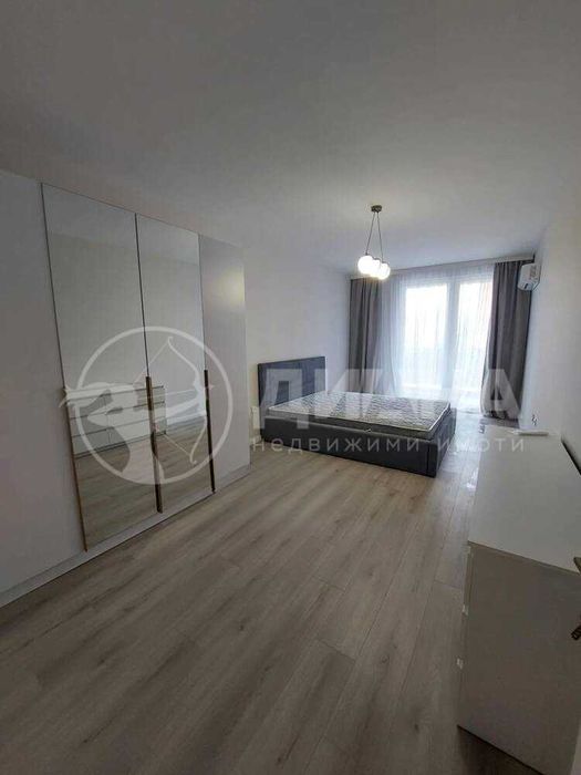 Продава се Двустаен апартамент в Пловдив, Център - 75 кв.м за 1934 €/кв.м - Снимка #3