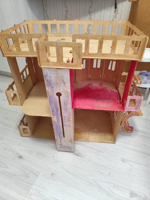 Кукольный домик для кукол
