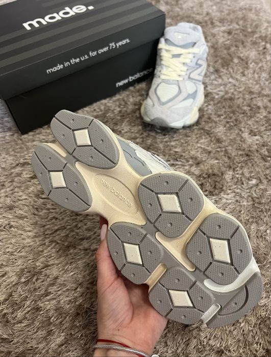 New Balance 9060 “LNY Collection Grey”