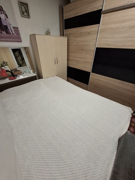 Vând apartament 2 camere etaj 3/4 ,Murfatlar. Preṭ negociabil, mobilat