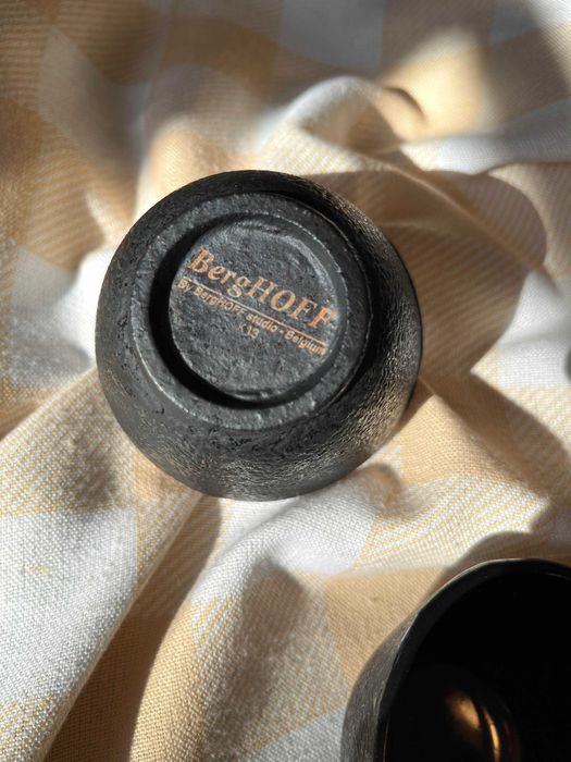 Set ceainic japonez cu 4 cesti din fonta