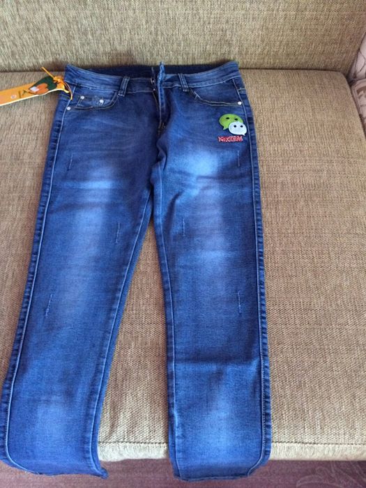 Продам  девичковый джинсы с этикетками.