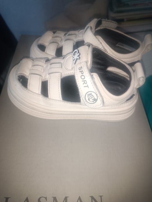 Детские сандалики