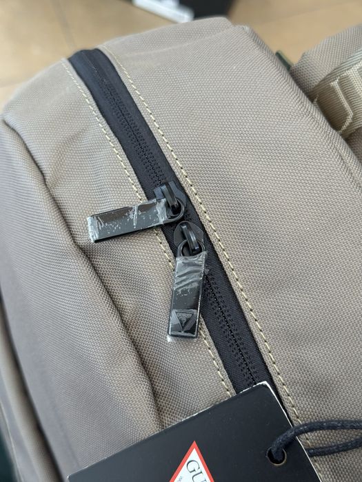 Оригинална раница GUESS