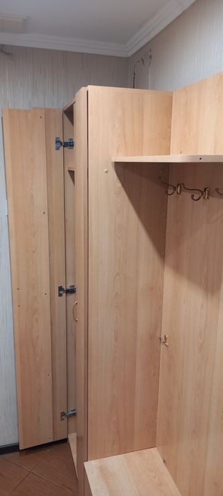 Шкаф для одежды в прихожку