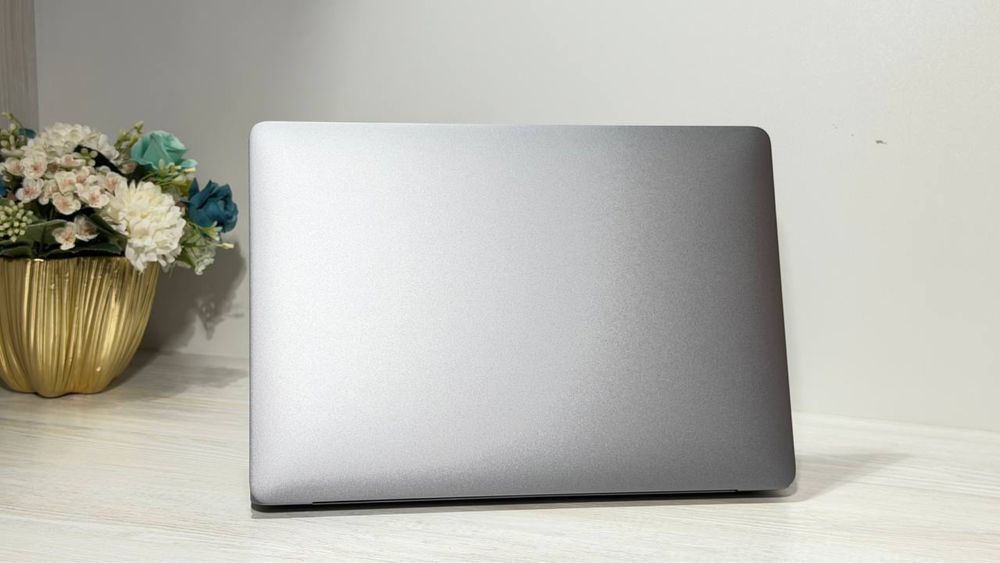 Срочно ! Macbook air m1 8/128 батарея 95%