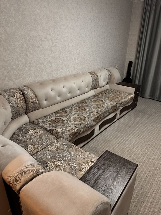 Продам диван угловой