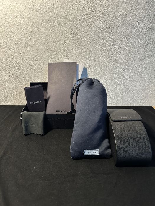 PRADA очки солнцезащитные УНИСЕКС